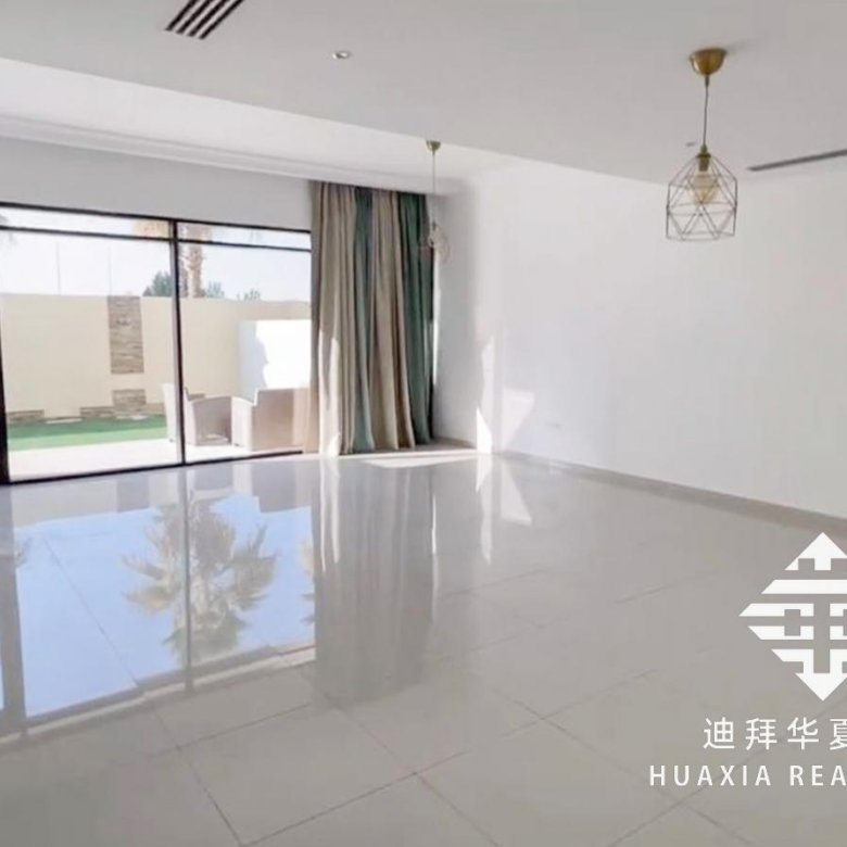 Back to Back Unit | Swimming Pool View | Tenanted